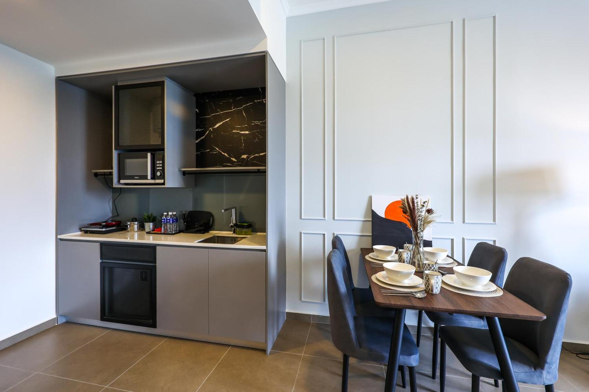 Mossaz Suites By Mykey เปอตาลิงจายา ภายนอก รูปภาพ